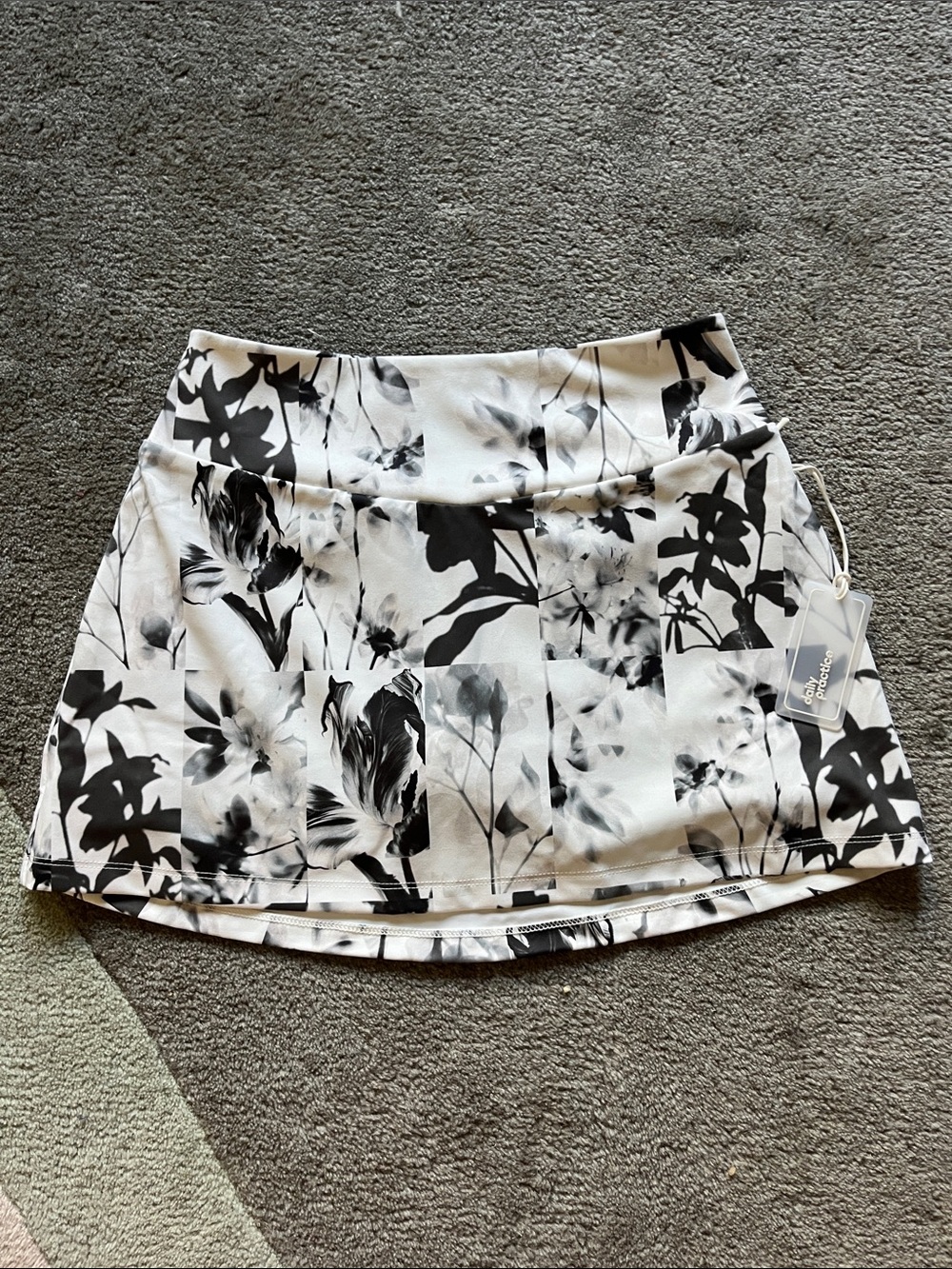 Anthropologie skort